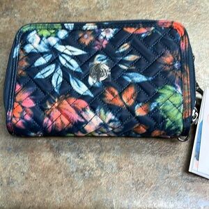 New with Tags Lug Quick Step Convertible Wallet Bloom Navy